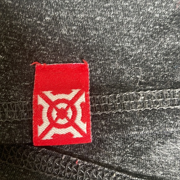 Progenex Heathered grey medium booty shorts - Picture 2 of 4